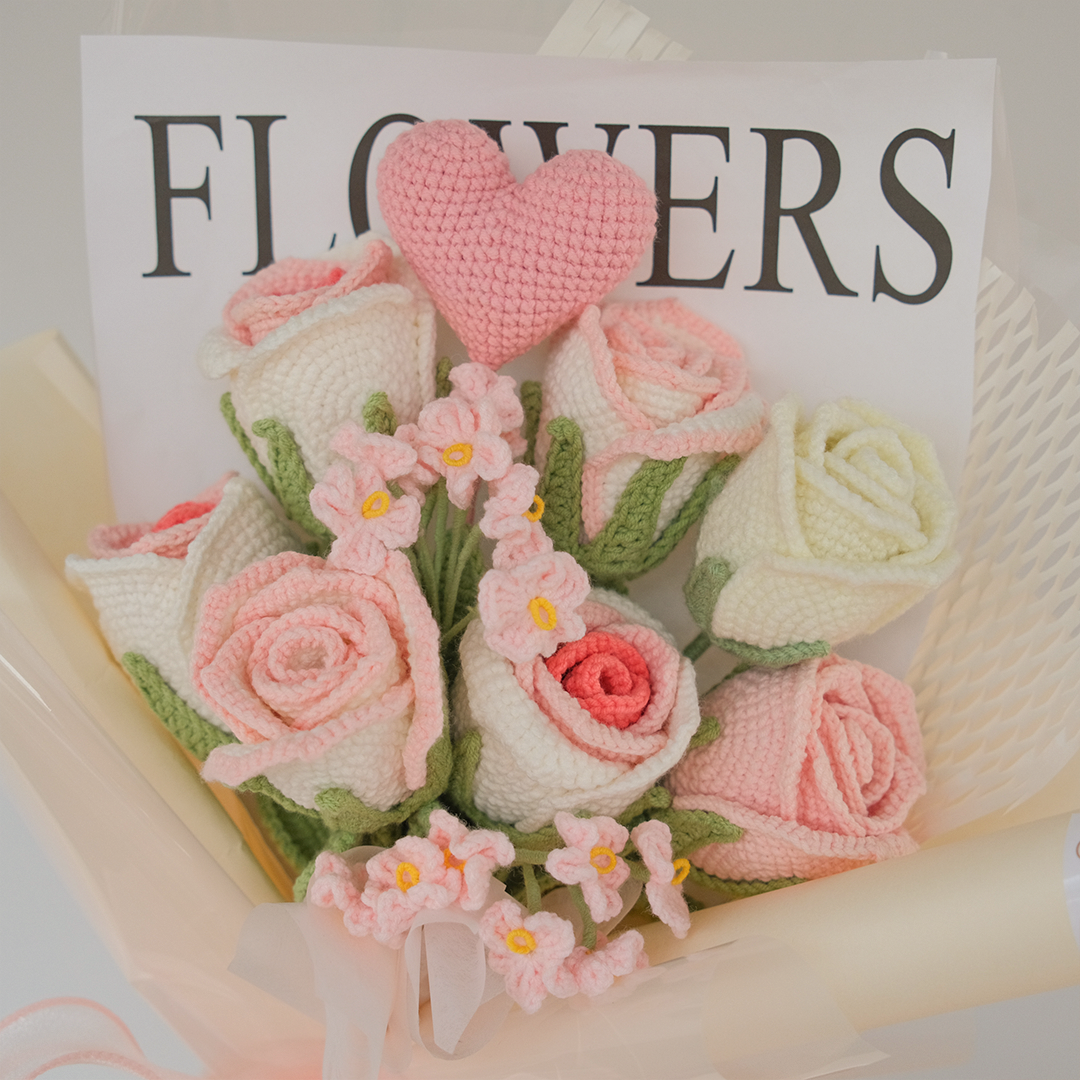 Infinite Love (Pink) - Premium Crochet 9 Stalk Rose with Baby Breath Bouquet