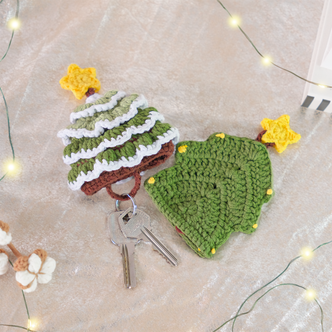 Crochet Christmas Key Pouch
