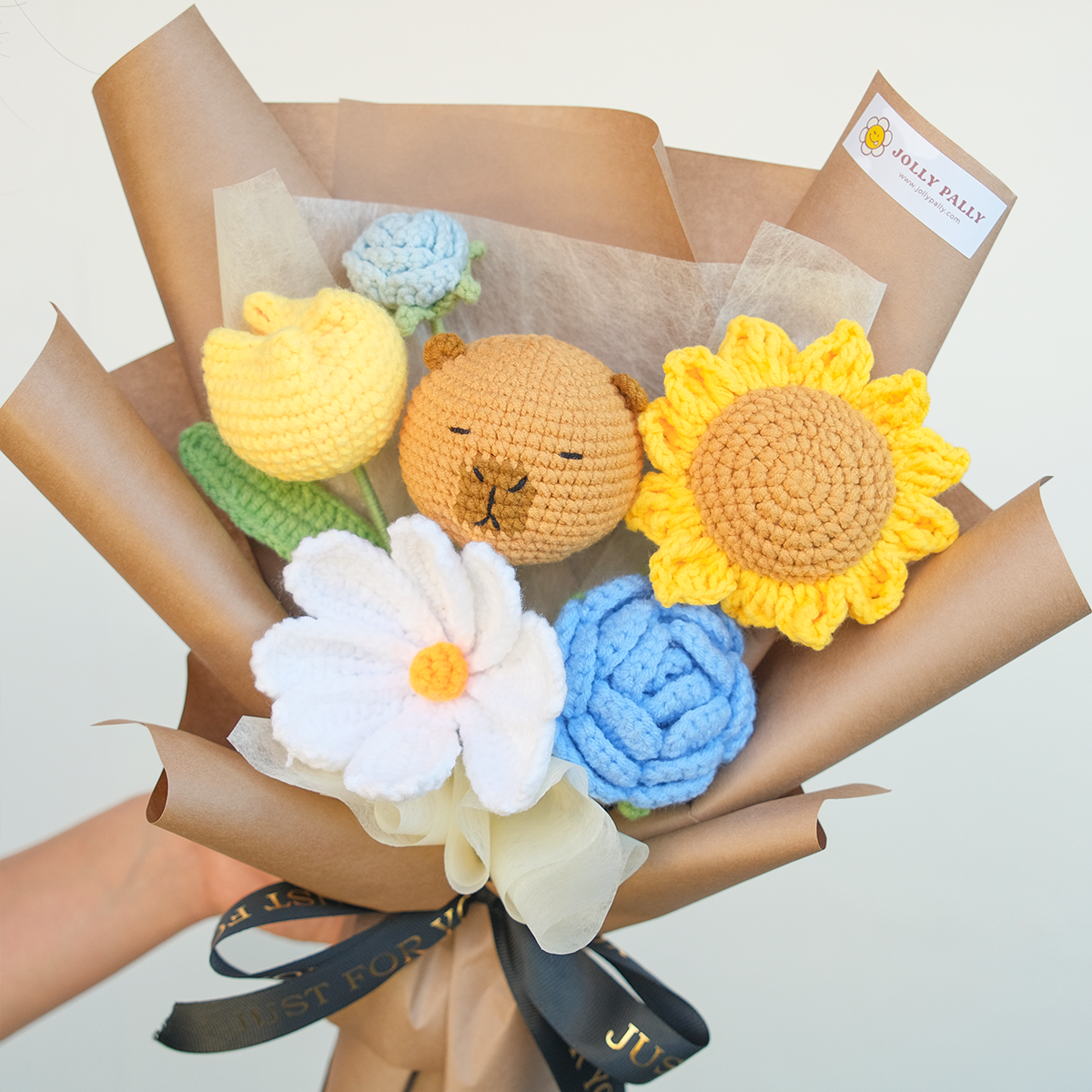 crochet capybara flower bouquet