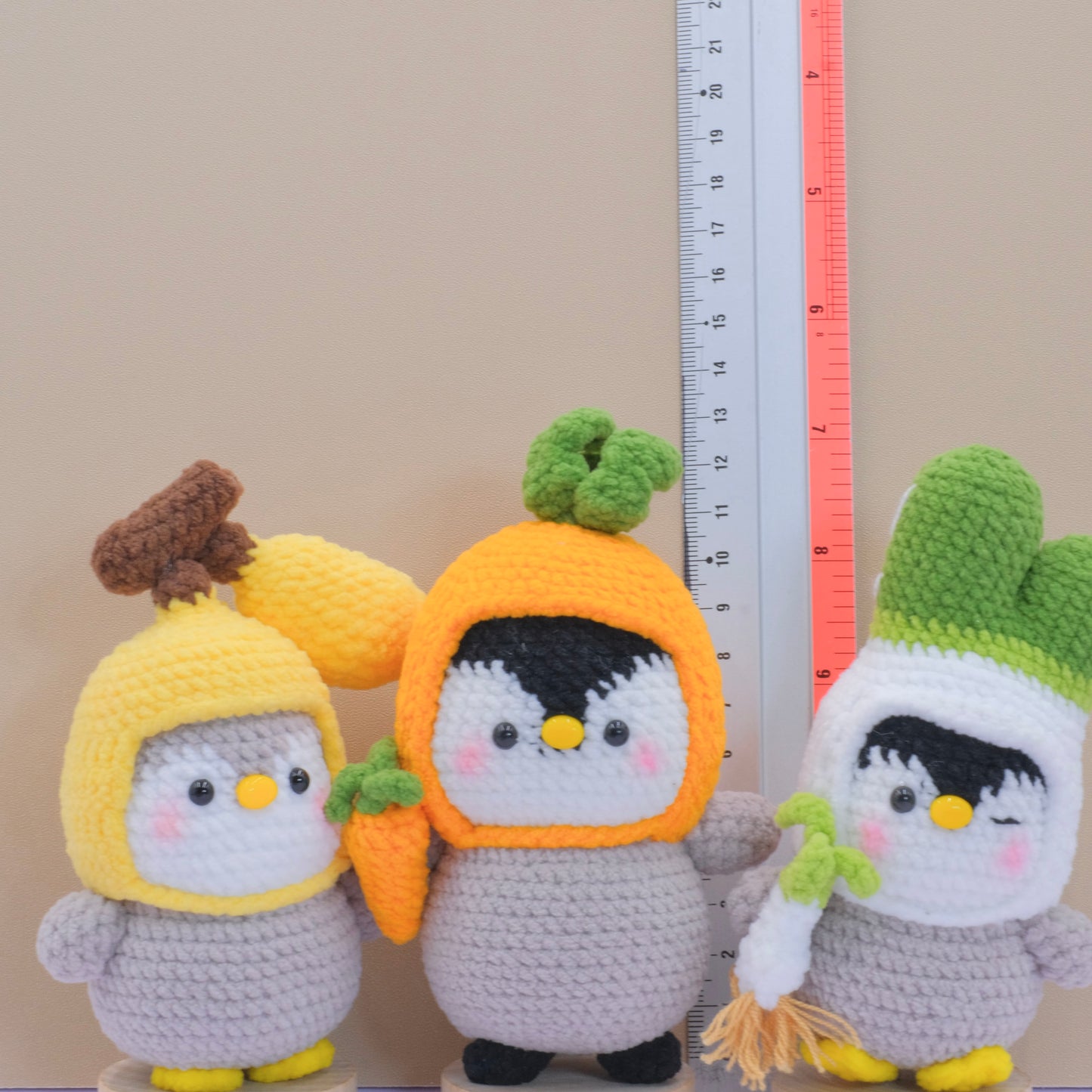 Foodie Penguin - Handmade Crochet Amigurumi Gifts