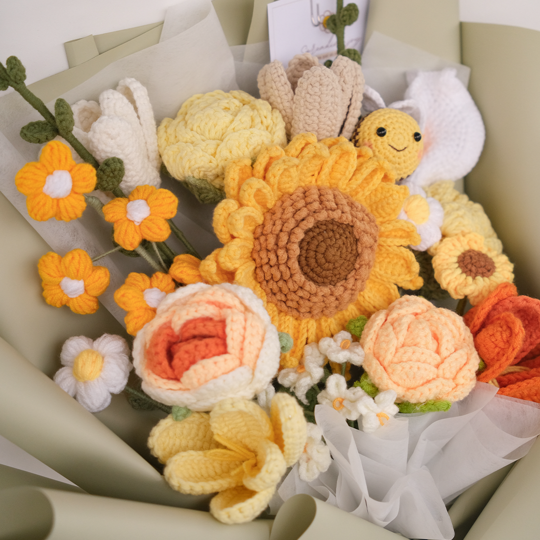 Crochet Graduation Flower Bee Sunflower Bouquet Handmade 