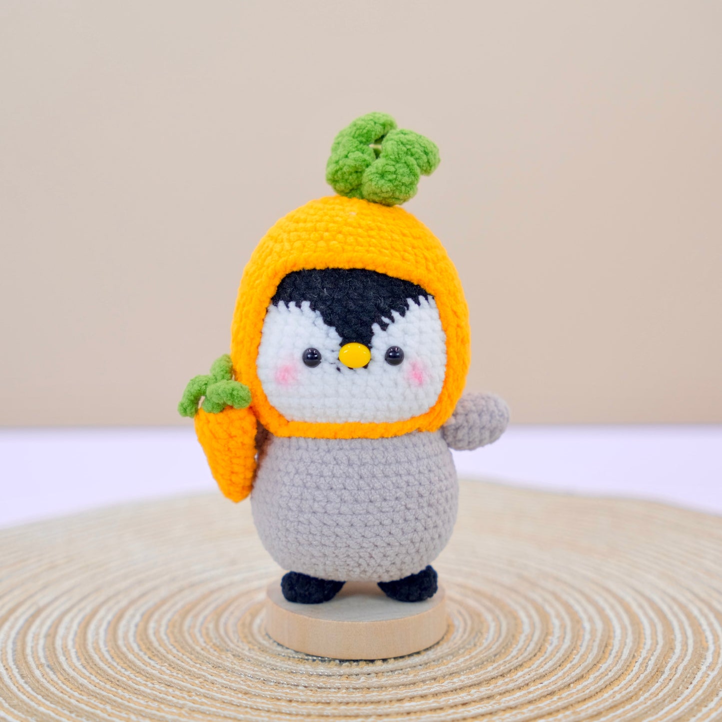 Foodie Penguin - Handmade Crochet Amigurumi Gifts