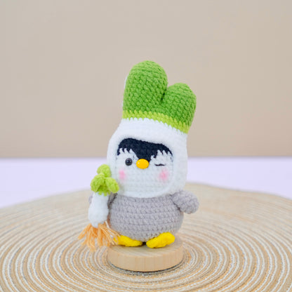 Foodie Penguin - Handmade Crochet Amigurumi Gifts