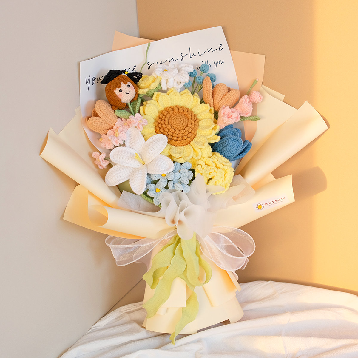 Jolly Win - Graduation Crochet Sunflower Bouquet