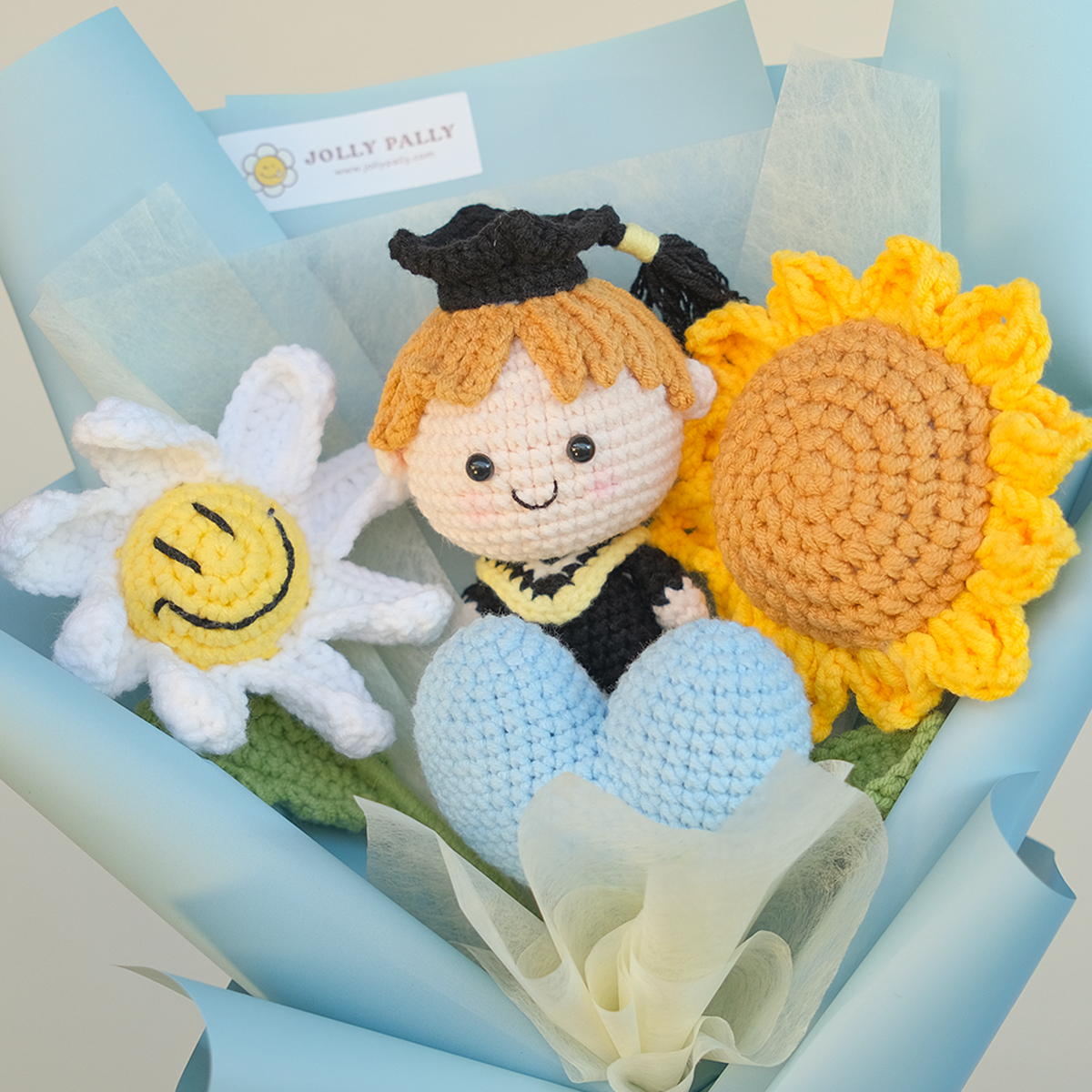 Mini Grad Bloom - Crochet Sunflower Bouquet with Graduation Doll