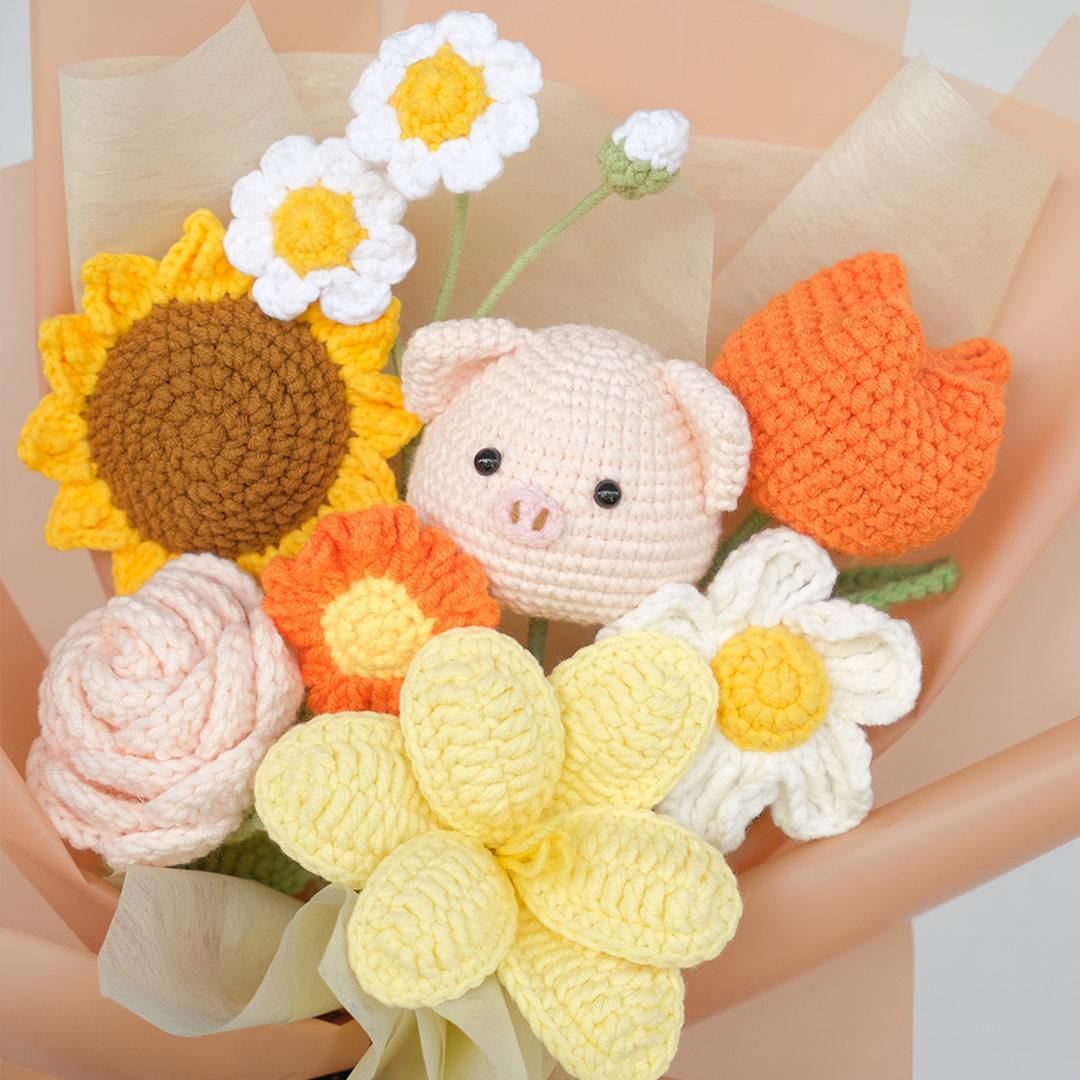 crochet pig bouquet