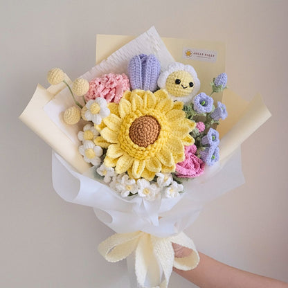 Cheeky Posies - Mini Daisy Crochet Flower Bouquet